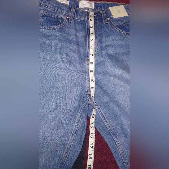 Universal Thread Goods Co 6 Short High Rise Easy Barrel Leg Slim Hip & Thigh NWT - Picture 15 of 16